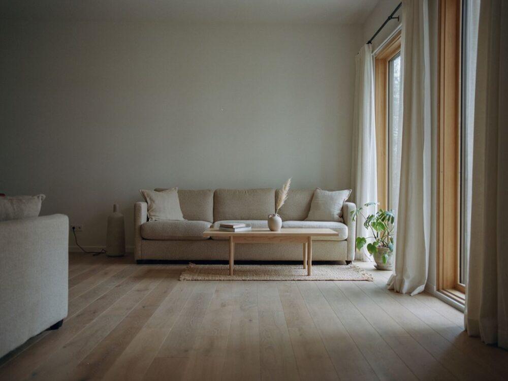 dekoracje w domu minimalistycznym